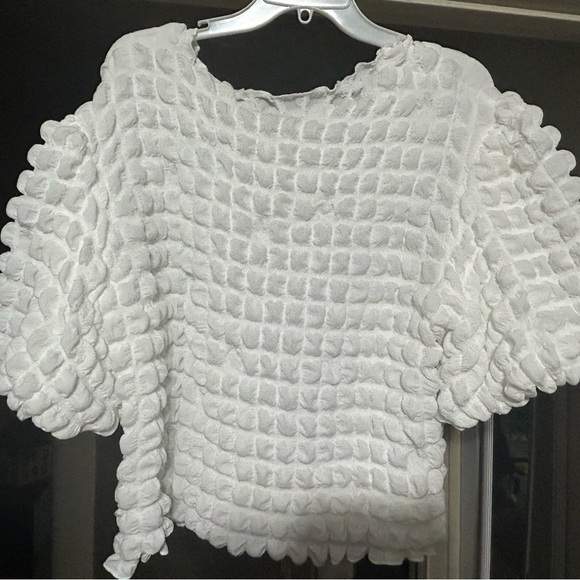 Short sleeve popcorn bubble top - Picture 2 of 5